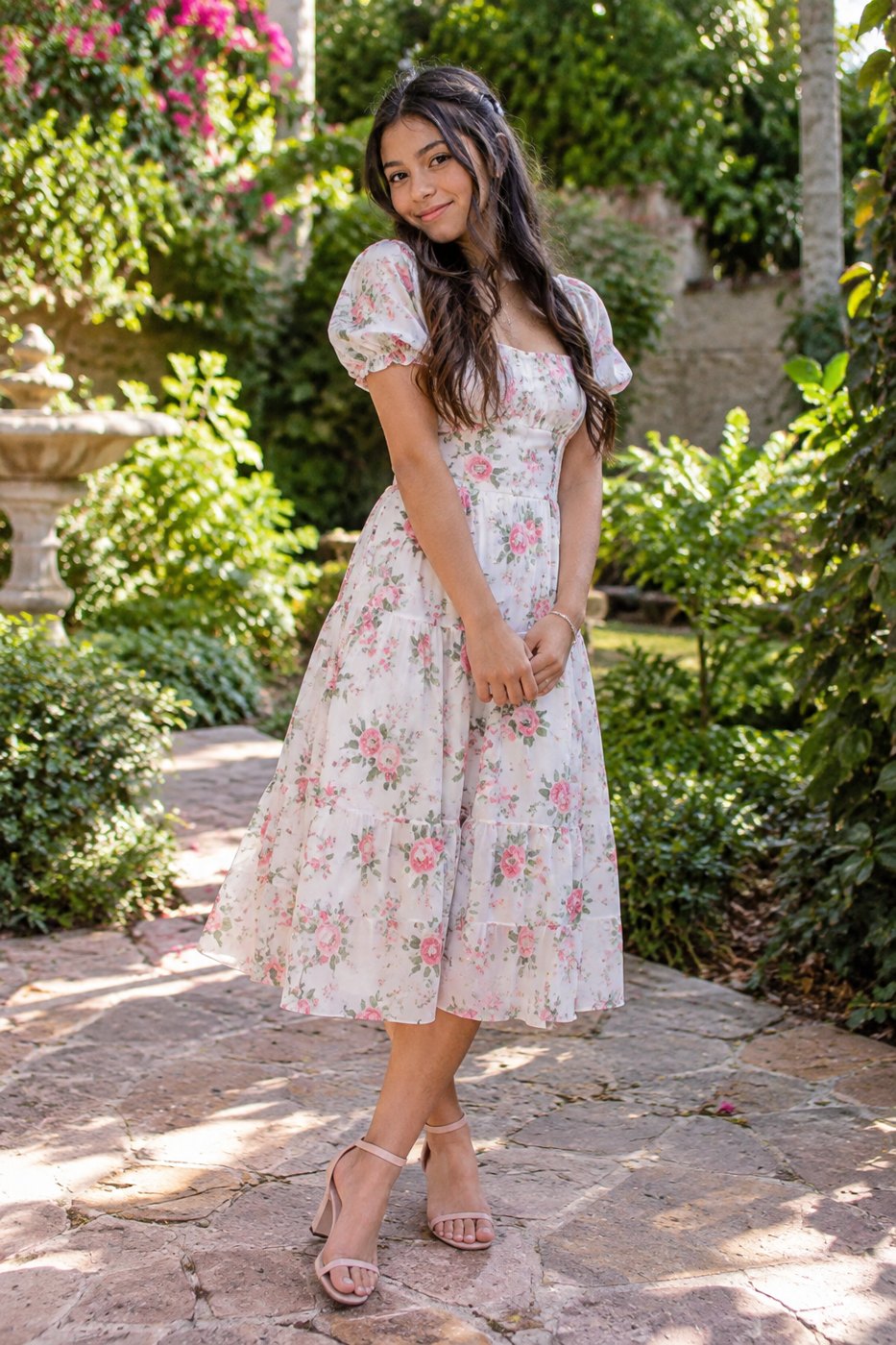 Session idea: Your natural side. Floral dress · Garden.